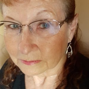 Meet your Posher, Polly